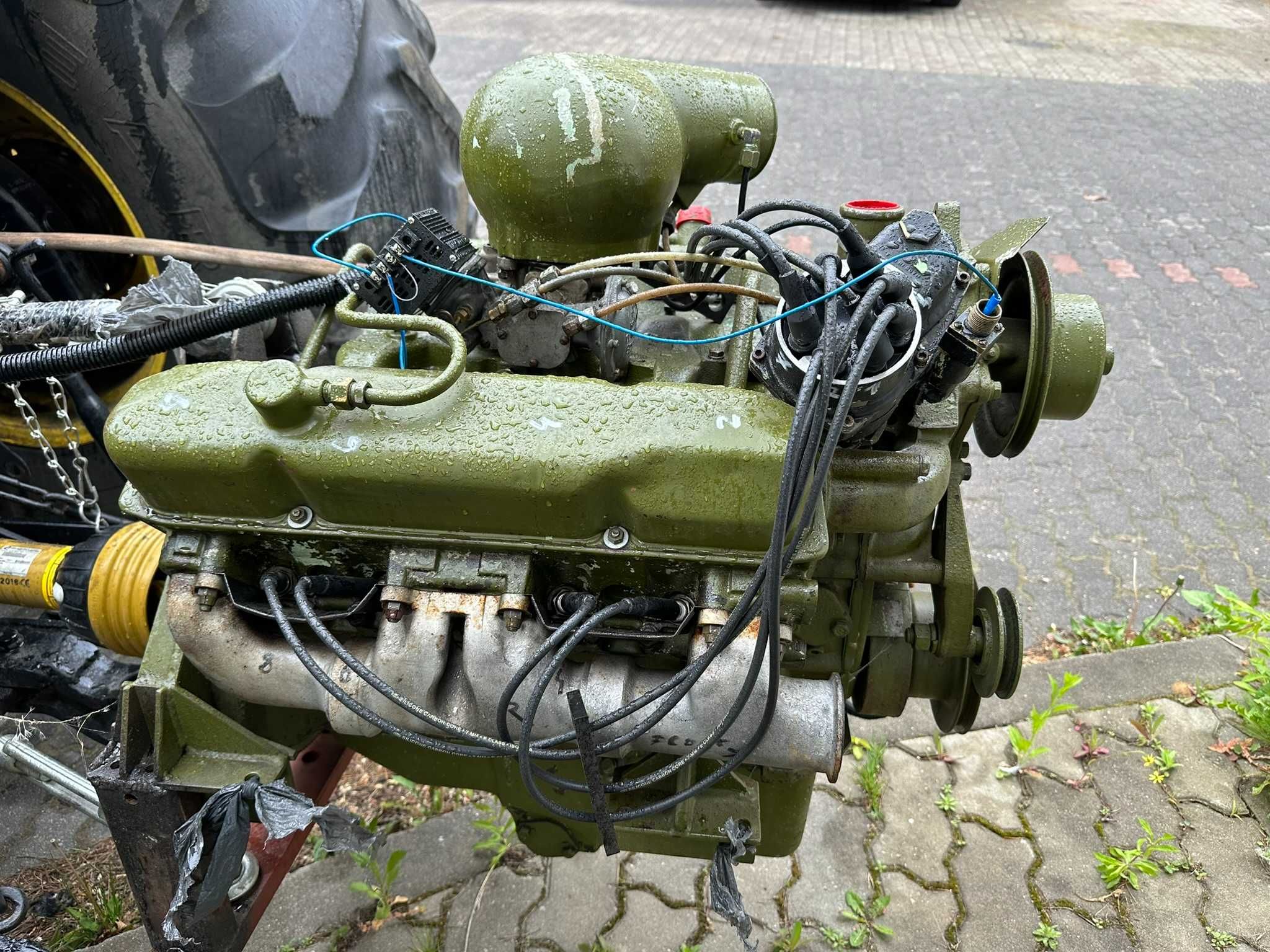 Kompletny silnik V8 Chrysler 5.9L Gaźnik, aparat zapłonowy, swap