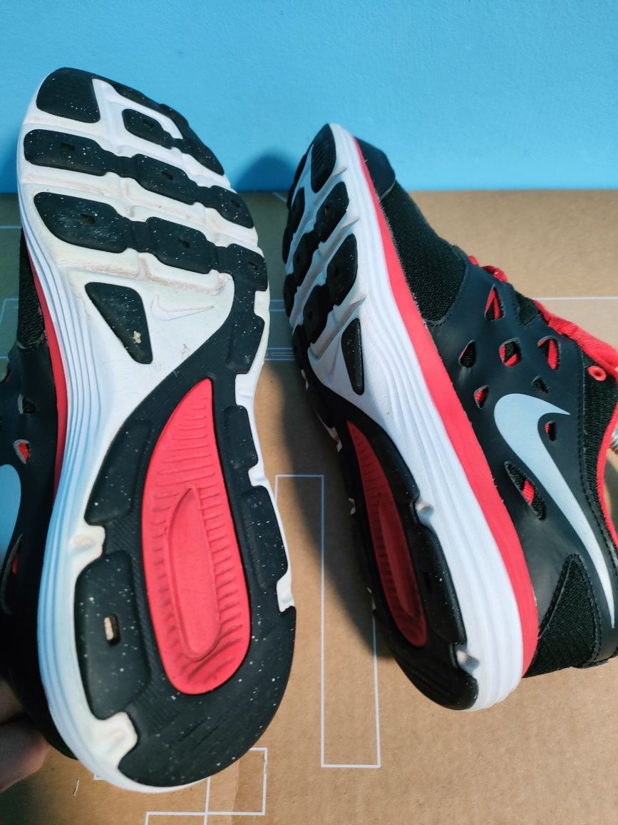 Жіночі кросівки Nike Dual Fusion / Женские кроссовки Найк
