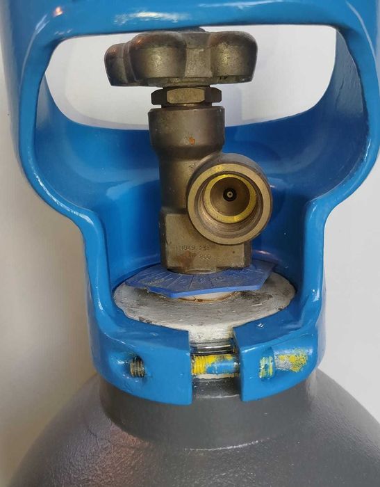 Vendo garrafa de oxigénio (20 L) em excelente estado, pronta para uso