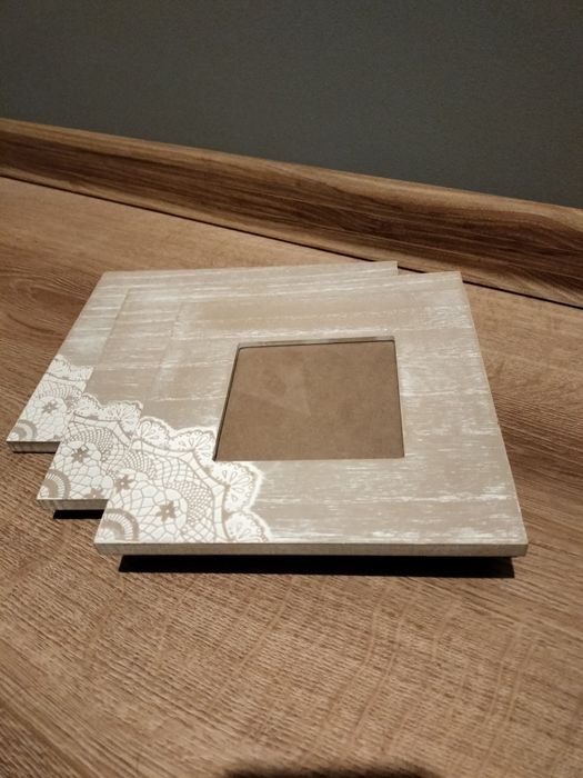 komplet ramek na zdjęcia