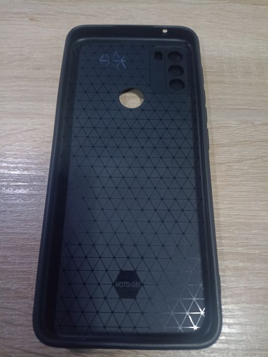 Etui pancerne z klapką na aparat i pierścieniem Motorola G50