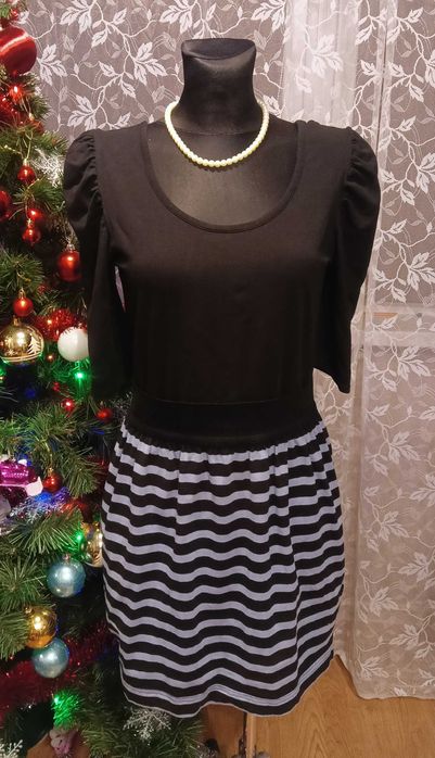 Sukienka w paski z bufami retro vintage O'STIN Studio lolita harajuku