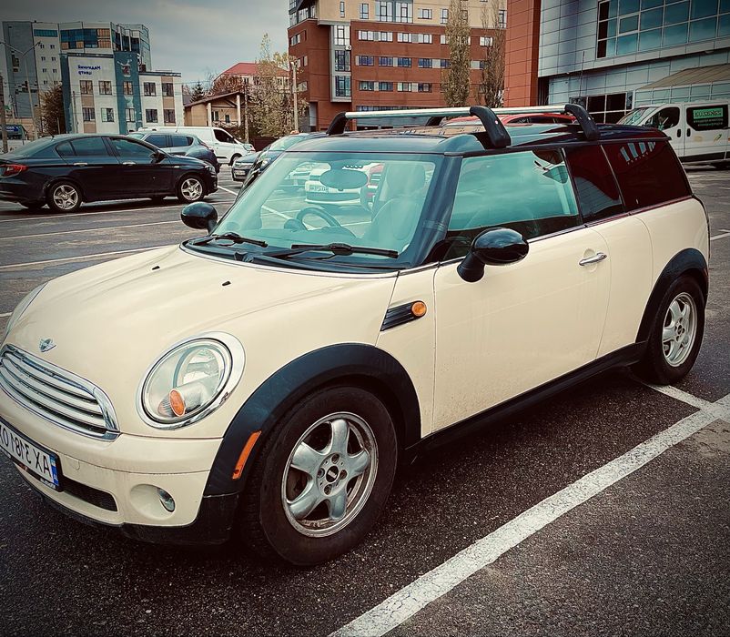 Mini cooper clubman