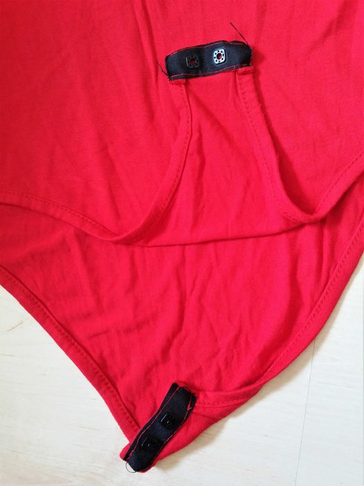 czerwone body odkryte plecy s bez rękawów obcisłe dopasowane wiskoza