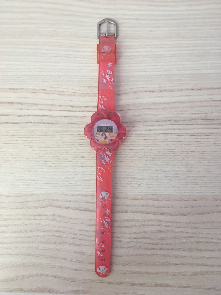 Zegarek elektroniczny księżniczki na rękę/ USA/ Disney
