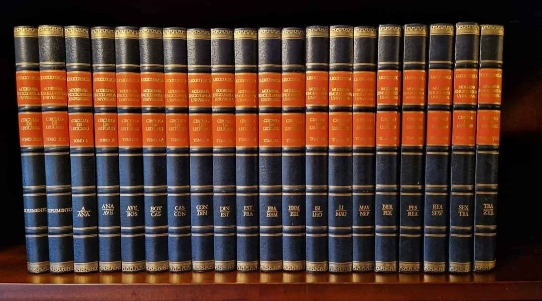 Moderna enciclopédia universal Lexicoteca como nova