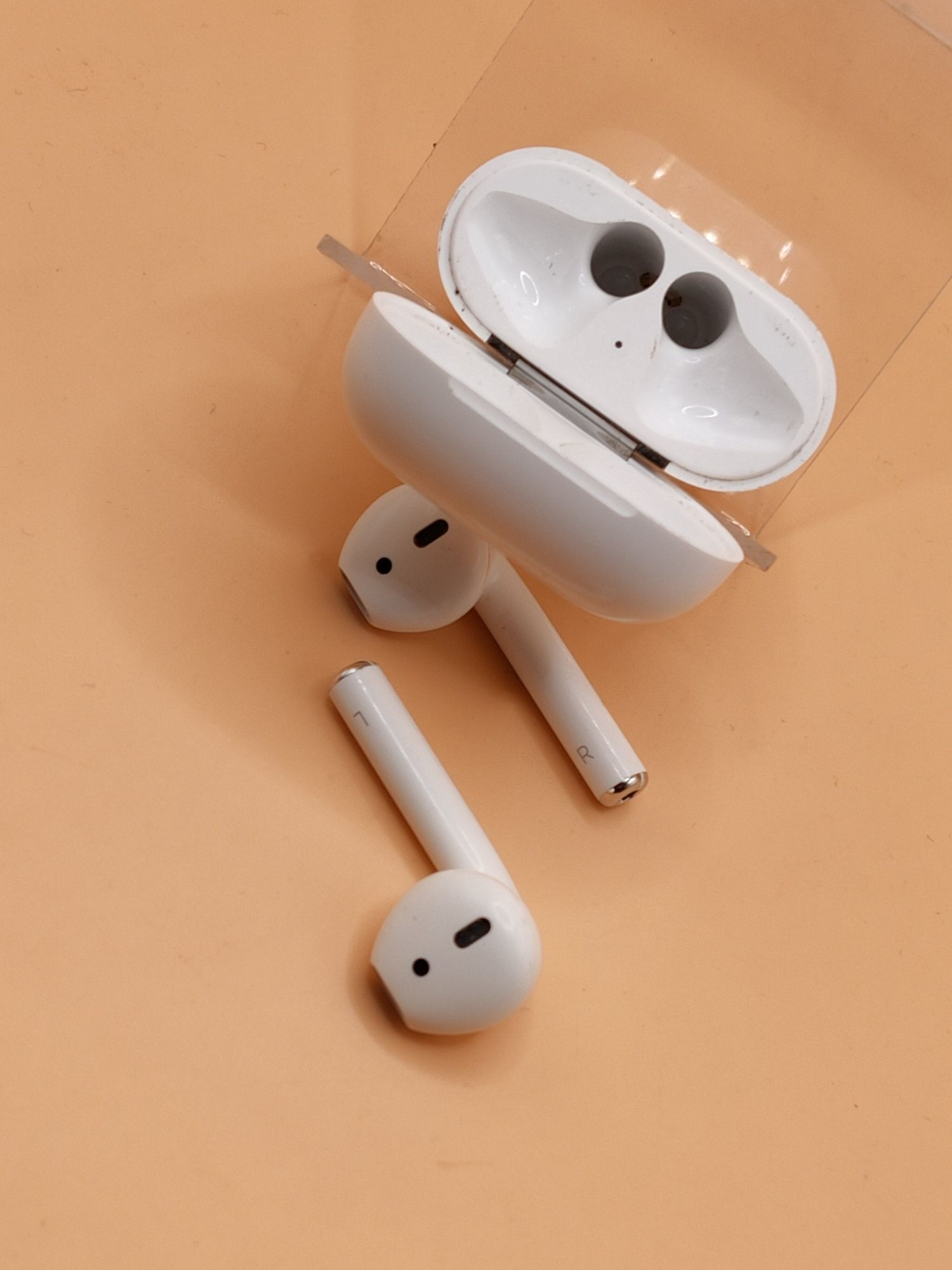 Słuchawki Apple AirPods II [A2032] MV7N2ZM - GWARANCJA APPLE