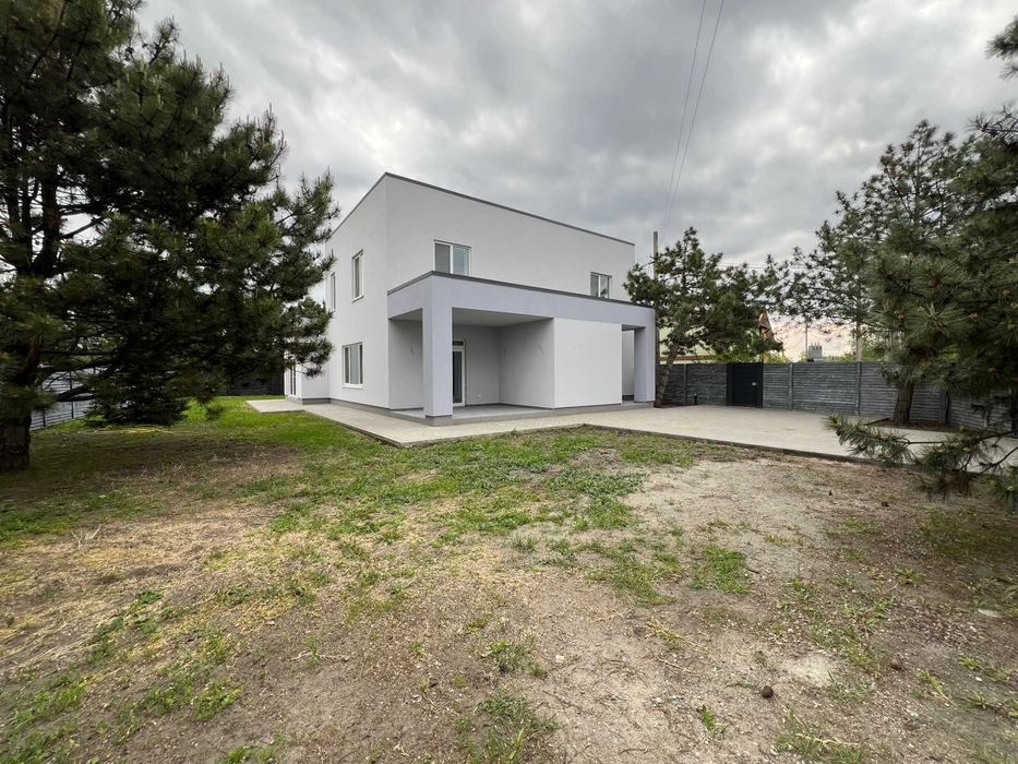 Продам новый 2-этажный дом с ремонтом в Подгородное, Ермолаевка