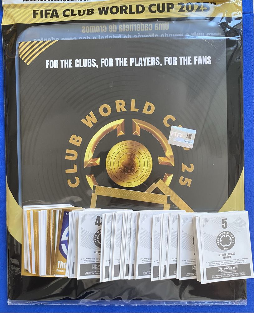 Caderneta Nova + 150 cromos (sem repetidos) Mundial de Clubes Panini