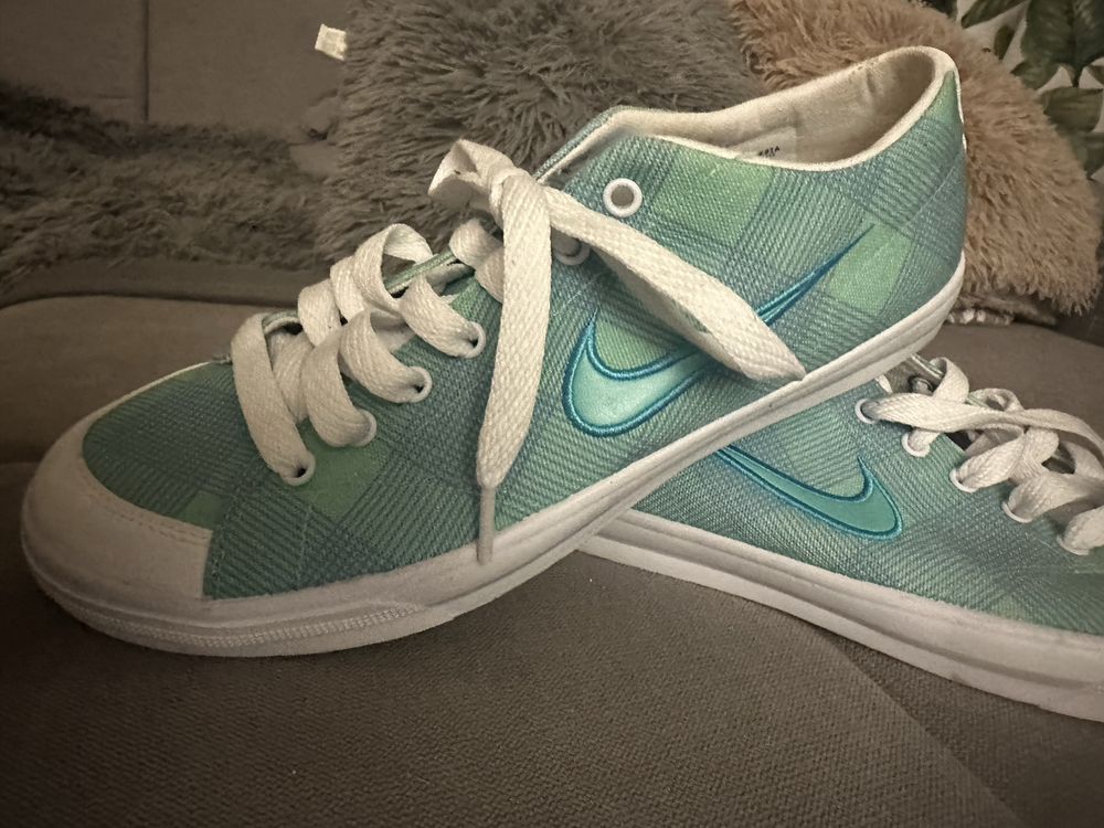 NIKE Trampki Jak Nowe 39