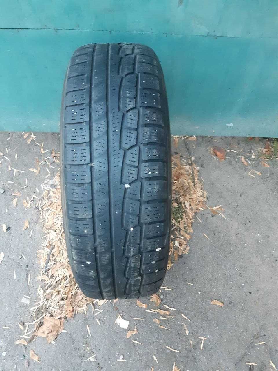 Nokian WR 215x70 R16 зима 2 шт