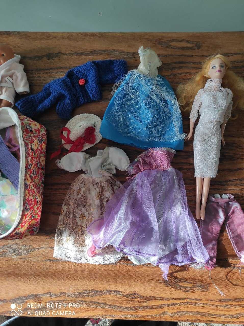 Кукла-Барби с одеждой