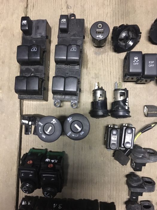 Кнопка переключатель регулятор концевик Nissan Qashqai j10 Кашкай Шрот