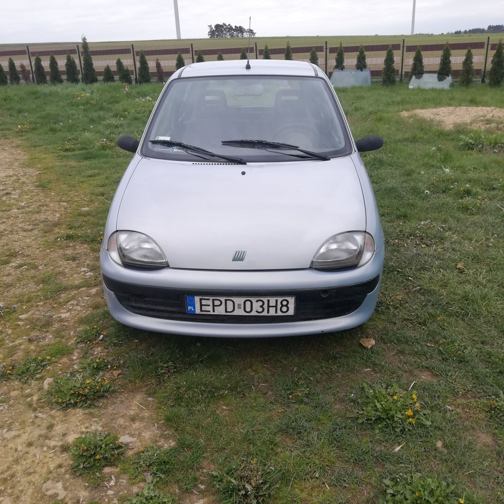 Fiata Seicento 900 z opłatami