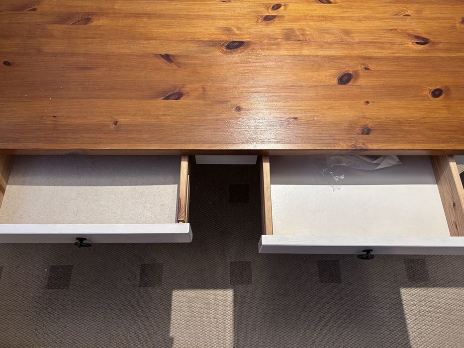 Drewniany stolik kawowy, ława Ikea