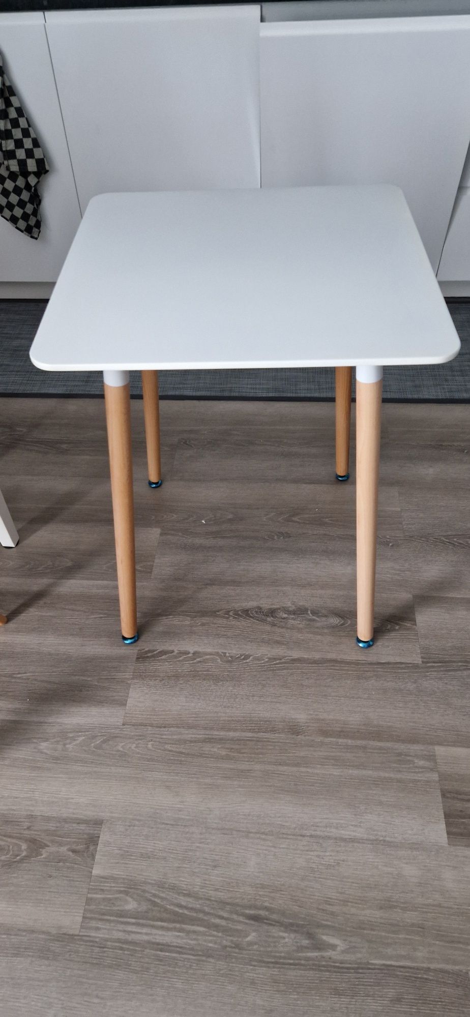Mesa branca nova