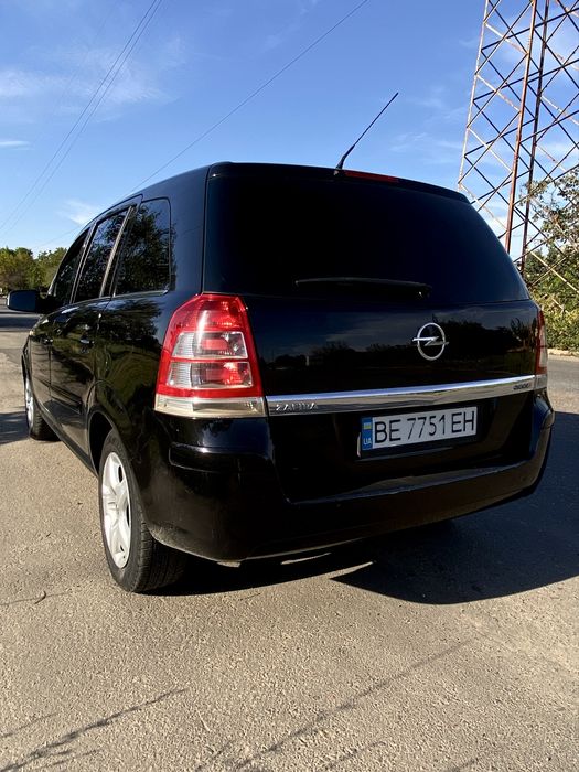 Opel Zafira 1.7 2011