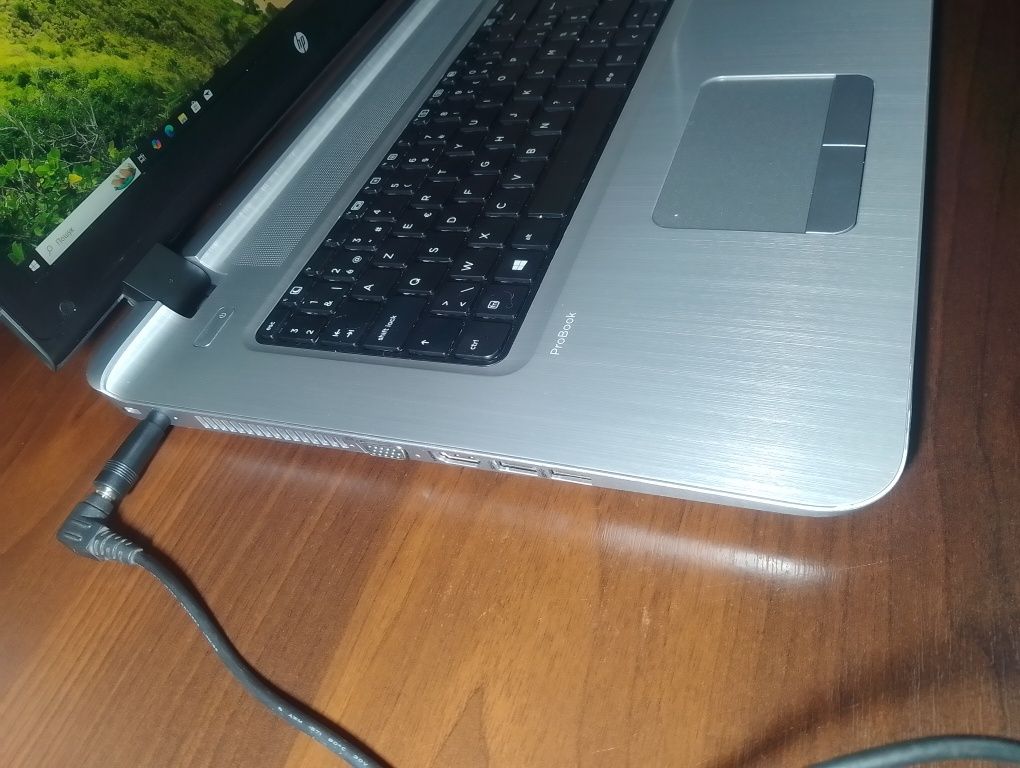 Ігровий HP17FullHD i5/M2 512gbAMD/16RAM