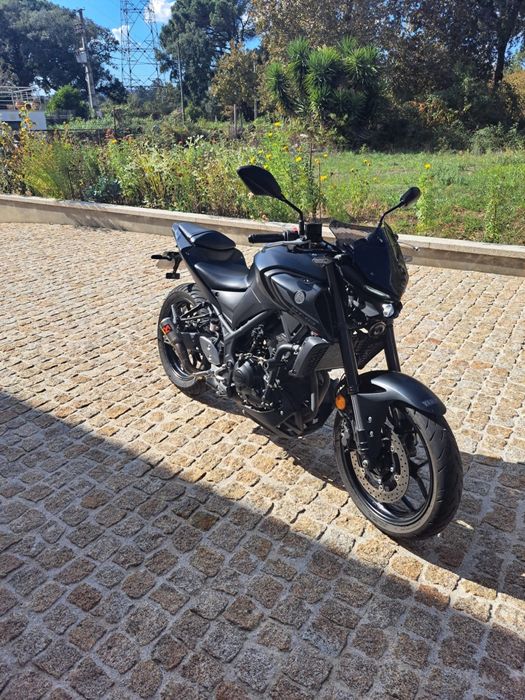 Vendo Mt-03 de 2022 com menos de 11.000 km