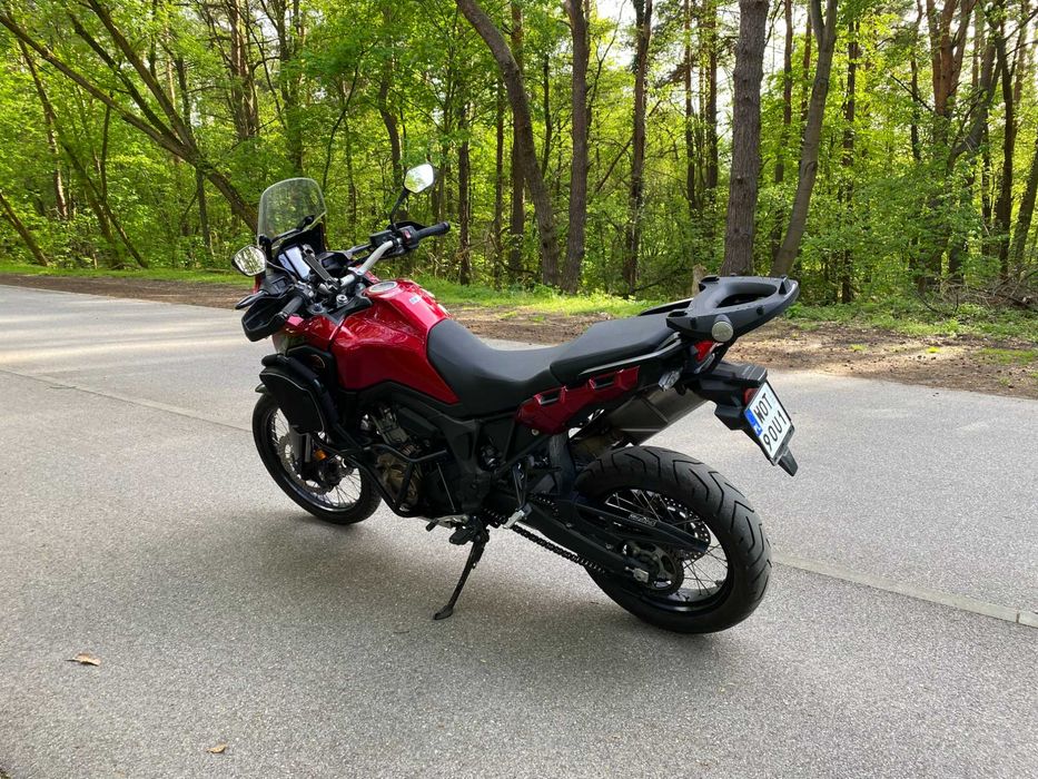 HONDA AFRICA TWIN CRF 1000L 2020 rok przebieg 10000 km MANUAL