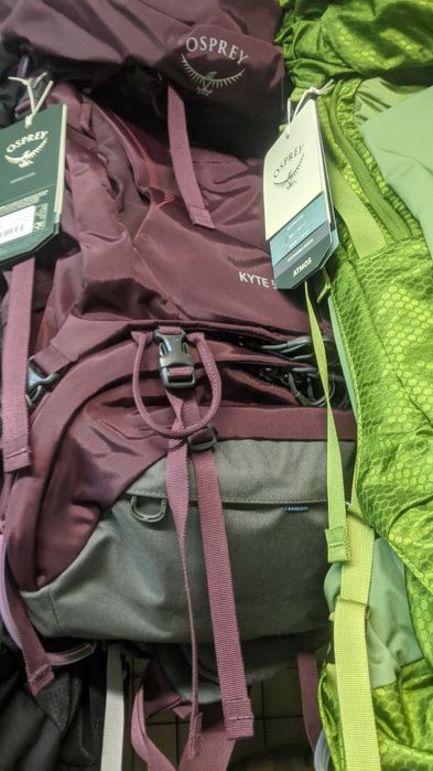 Рюкзак жіночий Osprey Kyte, Aura, Renn, Tempest