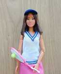 Lalka Barbie Basics 01 petite niska, hybryda