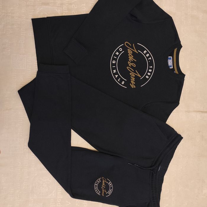 Новый теплый костюм Jack & Jones спортивные штаны, свитшот на флисе