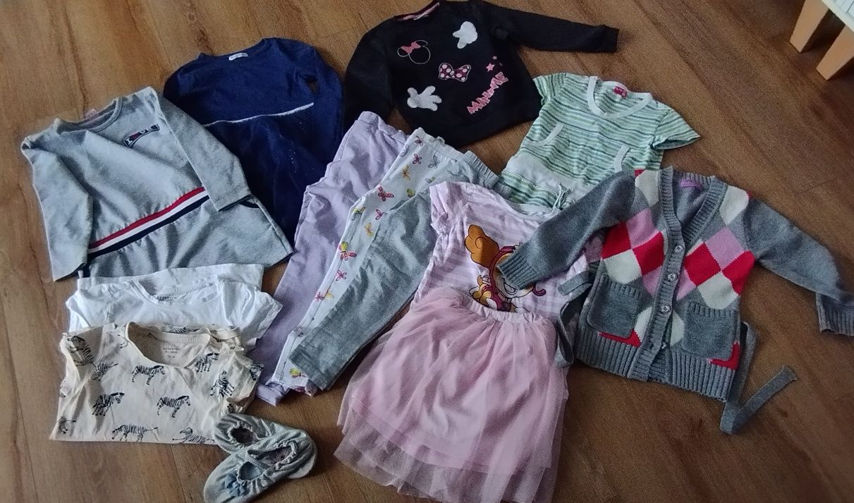 Paka ubrań dla dziewczynki 122