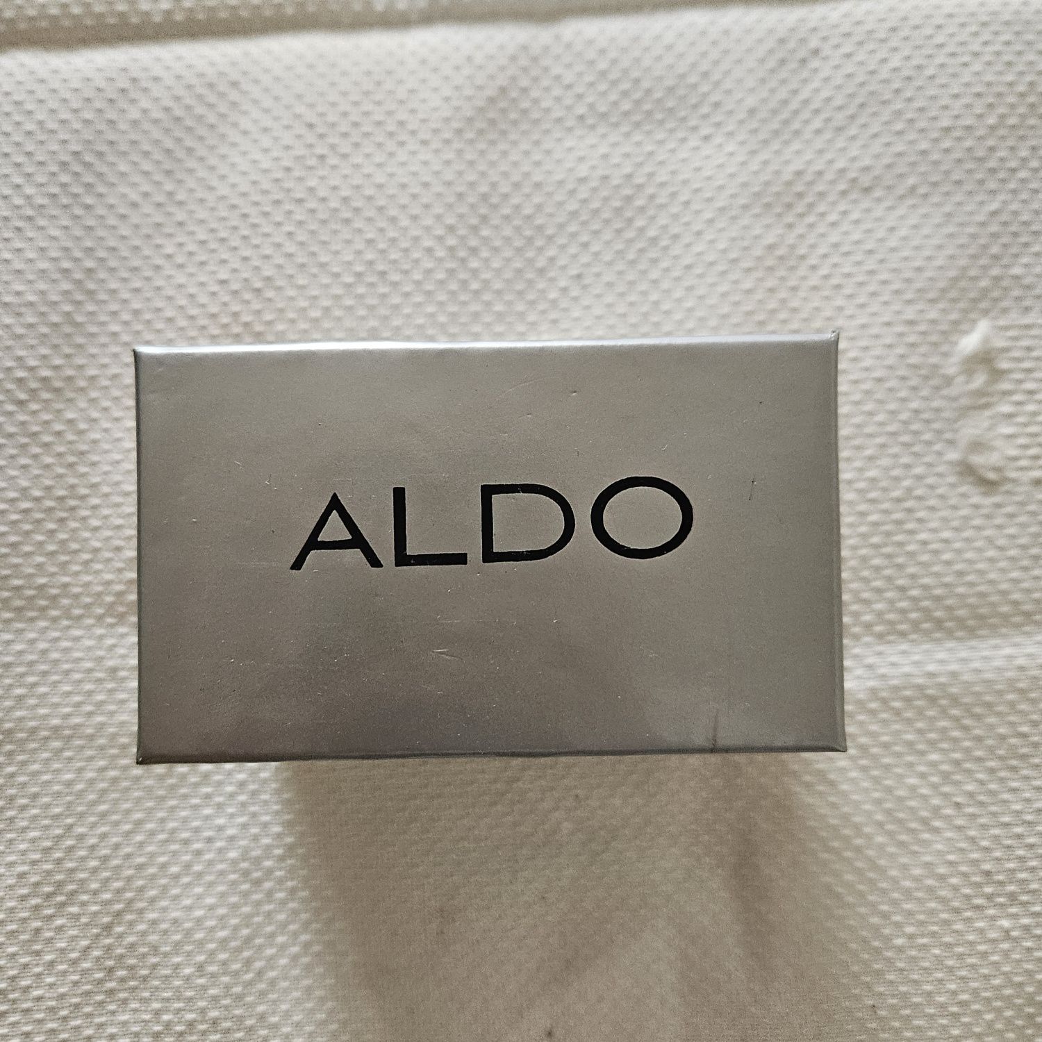 Relógio da marca Aldo