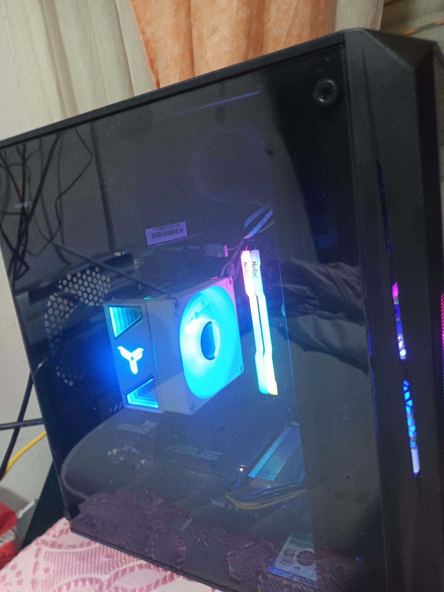 Pc gaming ryzen 5 2600 rgb