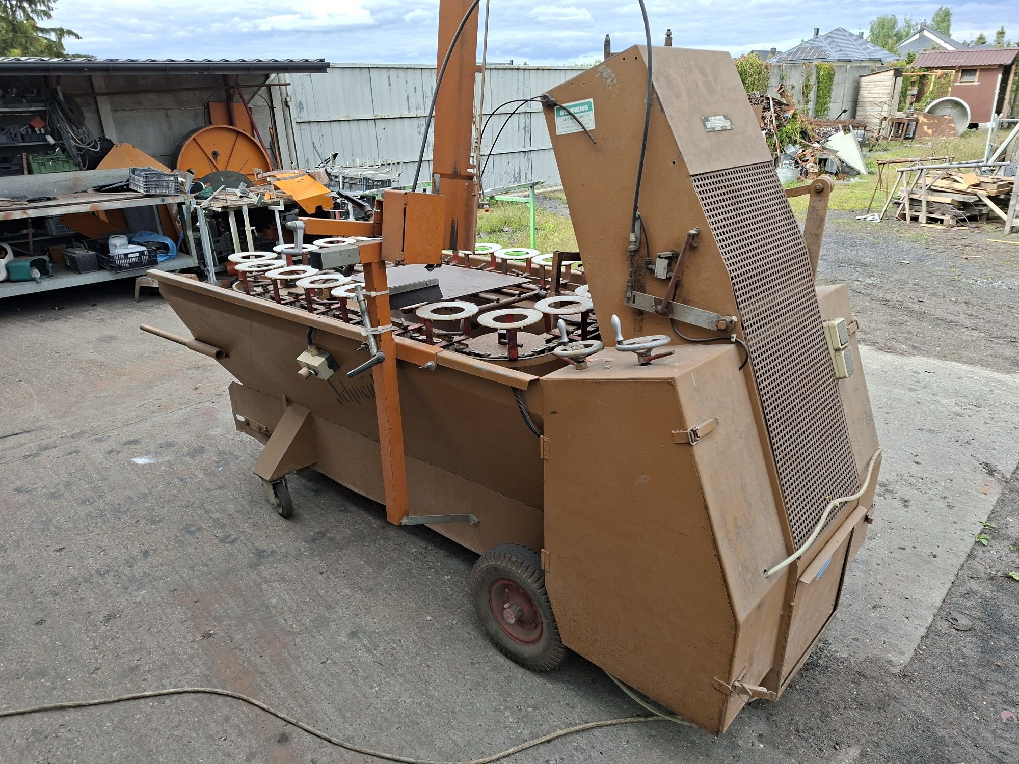 Doniczkarka Javo standard. Mechaniczna podajnik Doniczek.