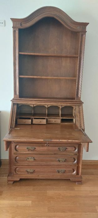 Escrivaninha em madeira de carvalho maciço