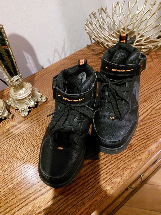 Чоловічі зимові кросівки-черевики,стан ідеальний