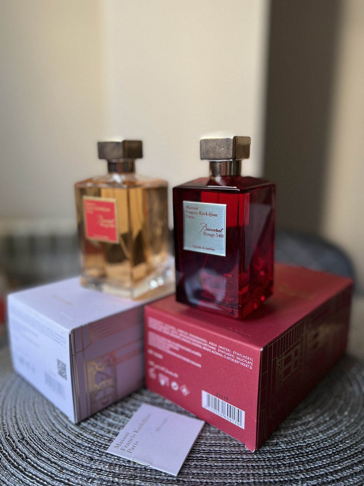 Распив Baccarat Extrait de Parfum  и Baccarat Rouge 540 отливант