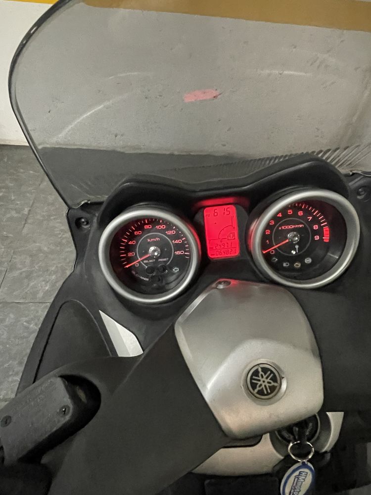 Yamaha xmax 250cc