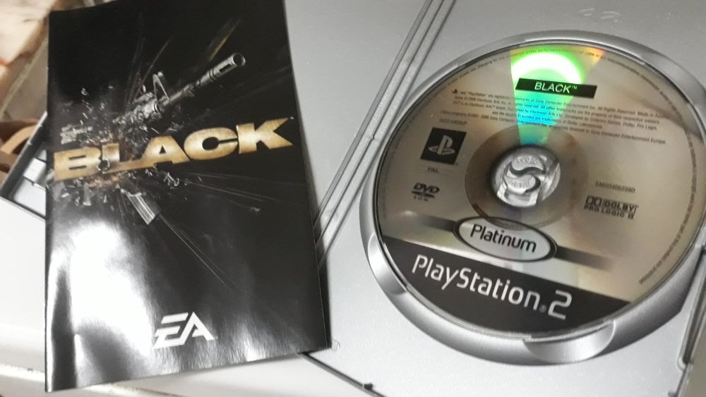 7 Jogos Ps2, como novos!