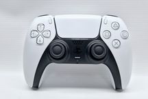 Pad SONY PS5 (CFI-ZCT1W), Komis Jasło Czackiego