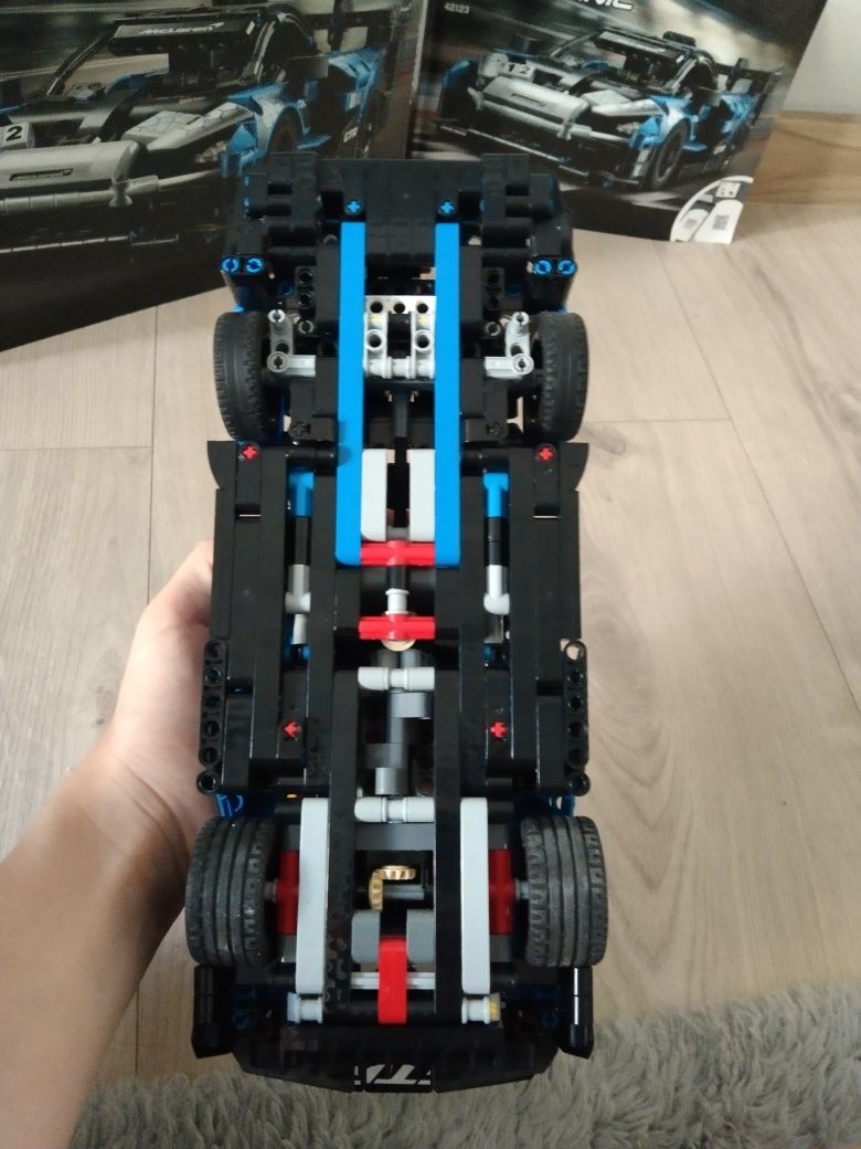 LEGO technic w stanie idealnym