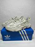Buty sportowe Adidas ozweego celox r.40