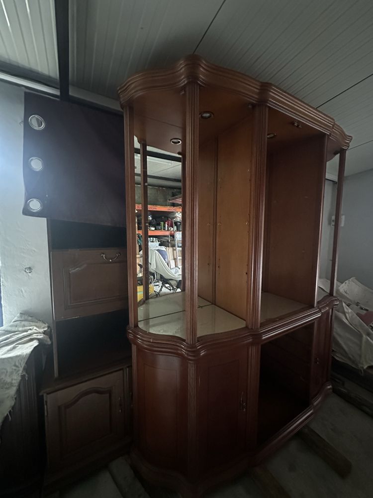 Movel de sala, estilo clássico.