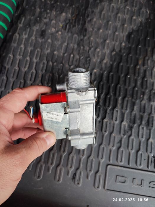 Продам газовий клапан