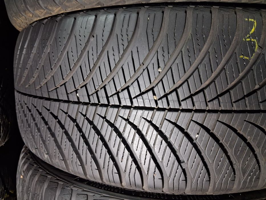 225/45 R17 Goodyaef Vector 4 seasons gen2 шини всесезонні Комплект