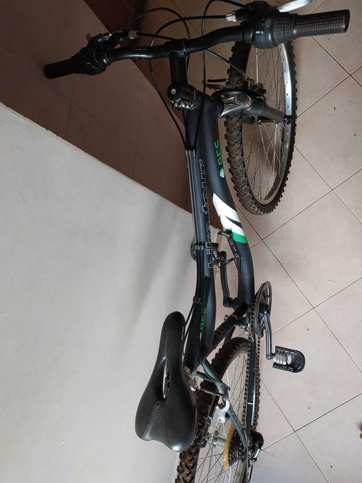 Bicicleta Bike Tour Preta