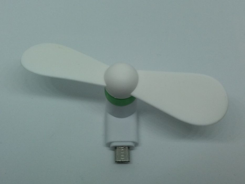 Wiatraczek do telefonu / wiatrak micro usb