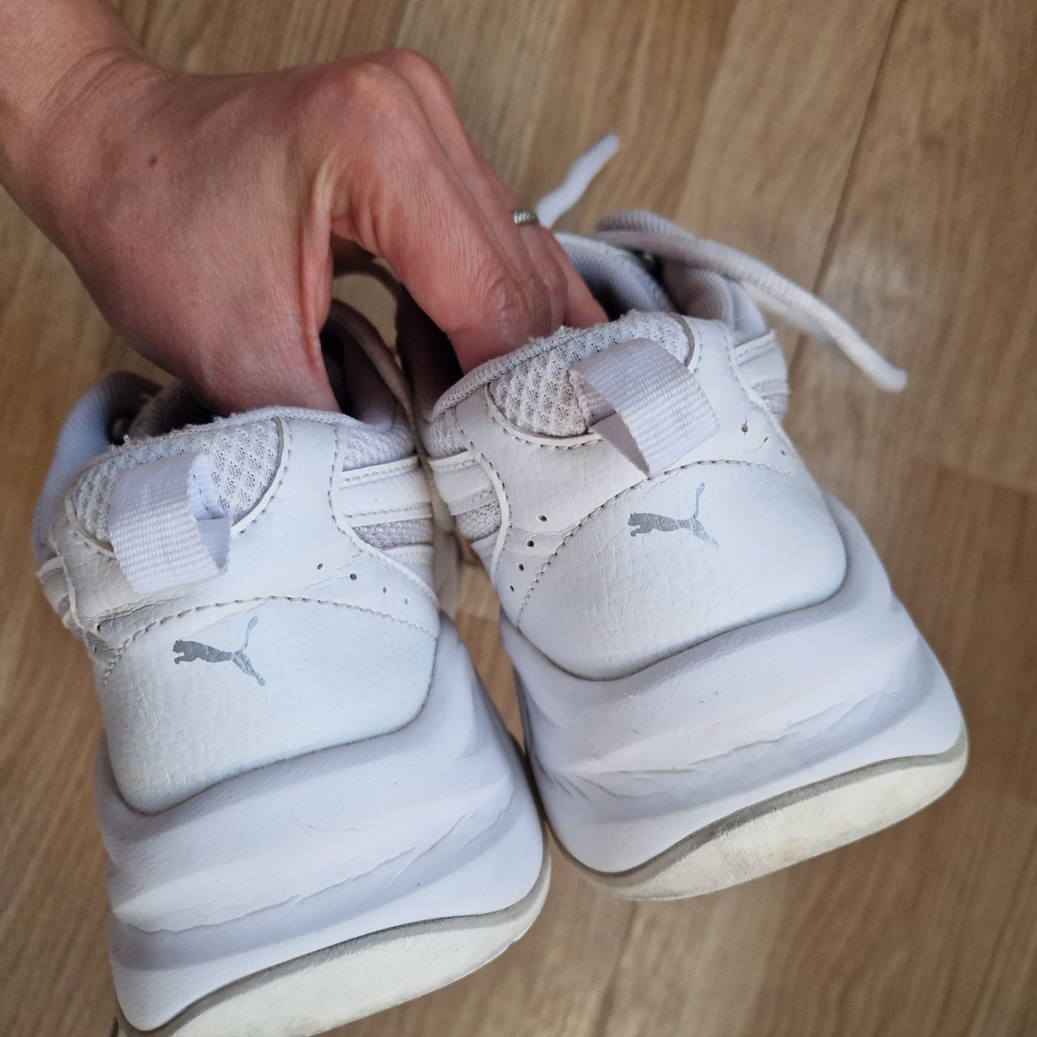 puma кросівки cilia Розмір 37 (23,5см)