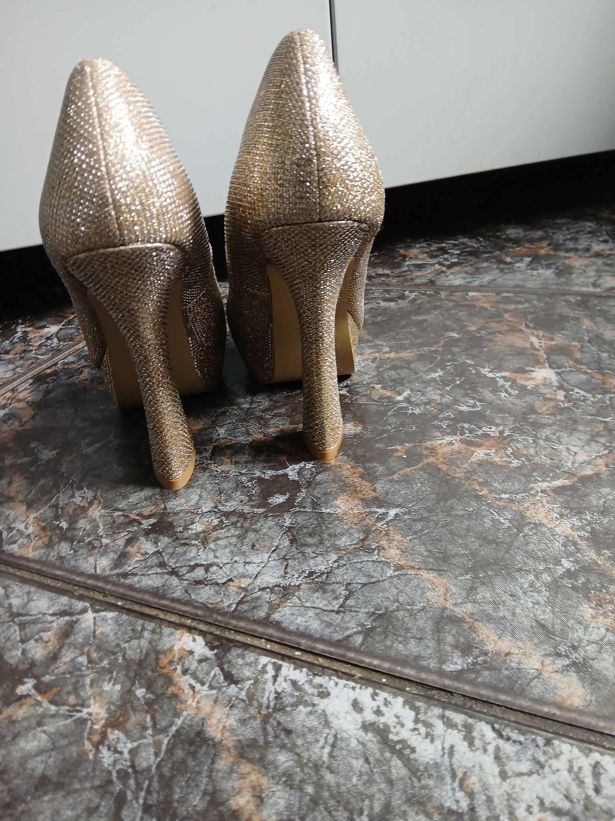 Buty wizytowe damskie rozm 41