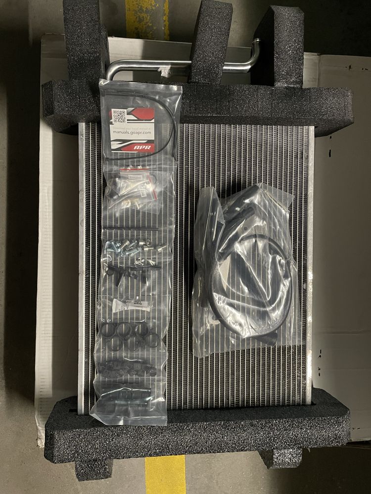 Nowy cooler radiator APR CPS Audi 3.0/4.0Tfsi C7 A6/A7/S6/S7