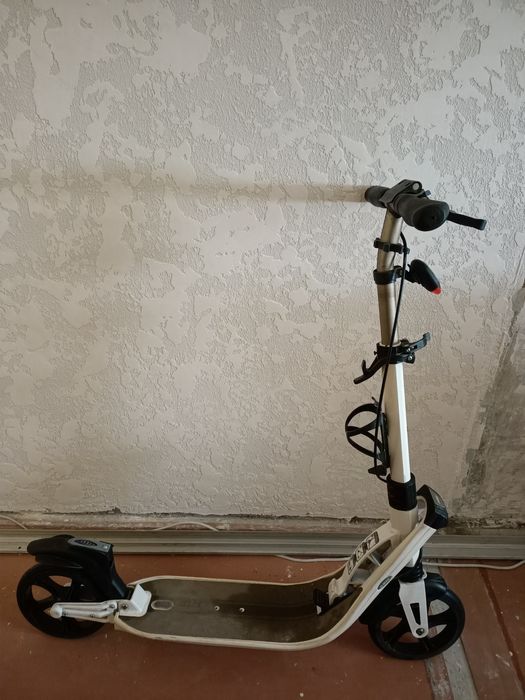 Продаю самокат D-MAX