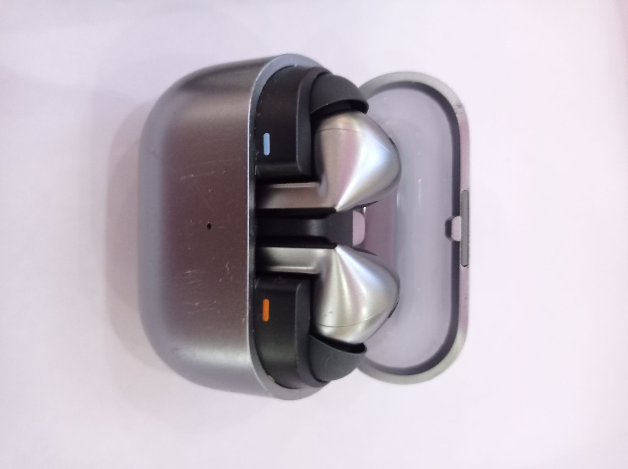 Б/У Навушники Samsung Galaxy Buds3 Pro (SM-R630NZAASEK) Silver
