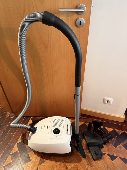 Aspirador com Saco BOSCH BGL3HYG Série 2 ProHygienic